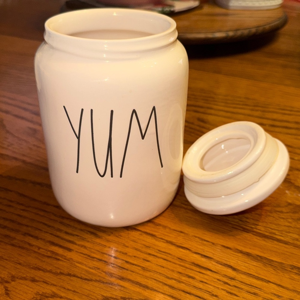 Rae Dunn YUM Container - Picture 2 of 4